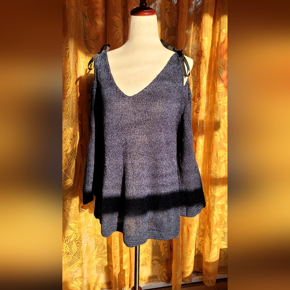 Lauren Conrad Blue Off-Shoulder Tie Top | Size Medium